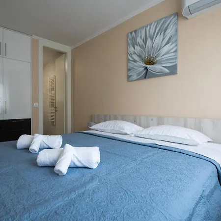 Apartment Blue Horizon